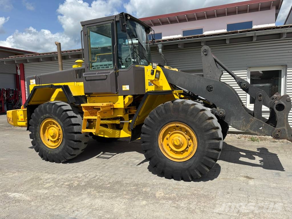 Volvo L 90C Chargeuse sur pneus