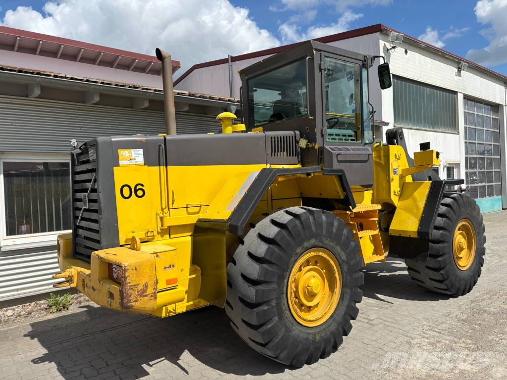 Volvo L 90C Chargeuse sur pneus