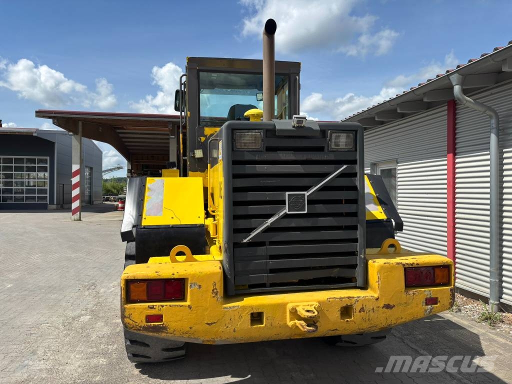Volvo L 90C Chargeuse sur pneus