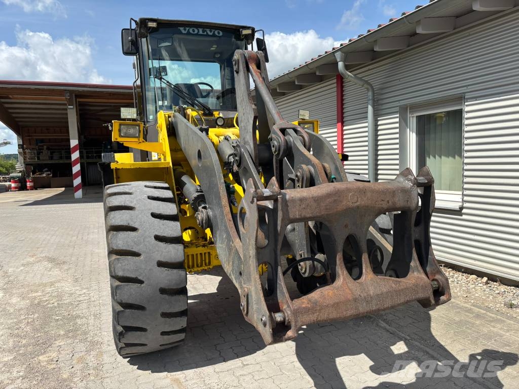 Volvo L 90C Chargeuse sur pneus