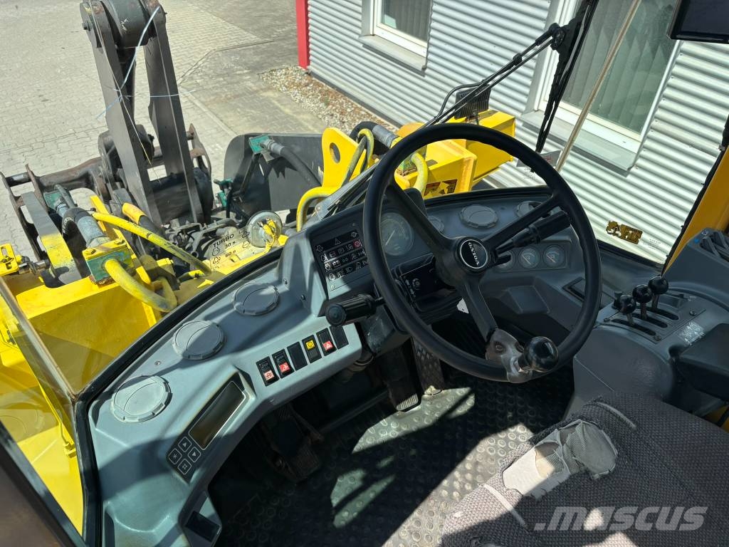 Volvo L 90C Chargeuse sur pneus