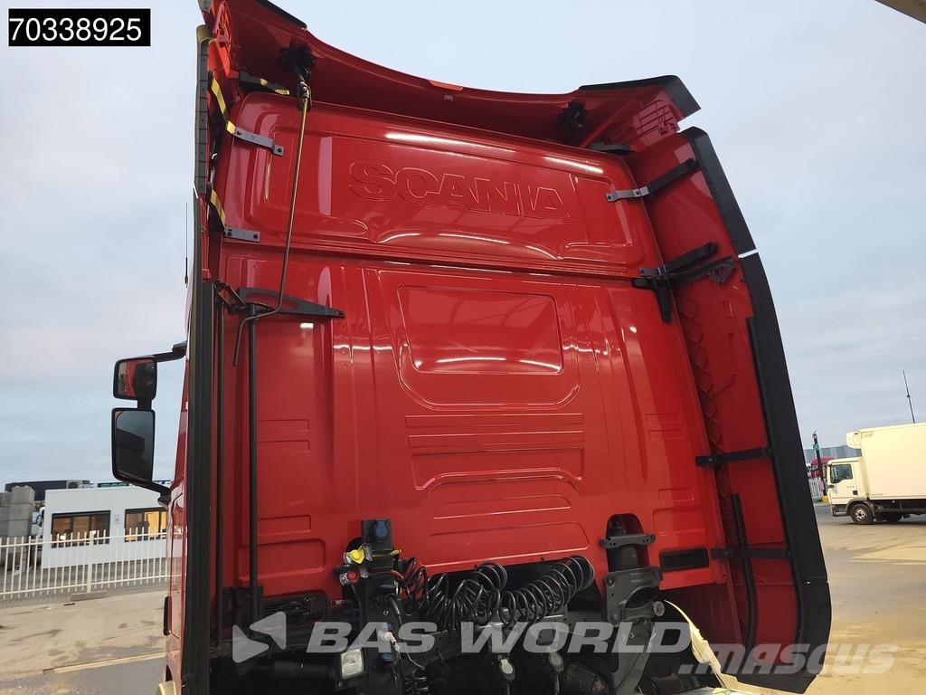 Scania R460 4X2 Retarder 2x Tanks ACC Navi Vilcēji