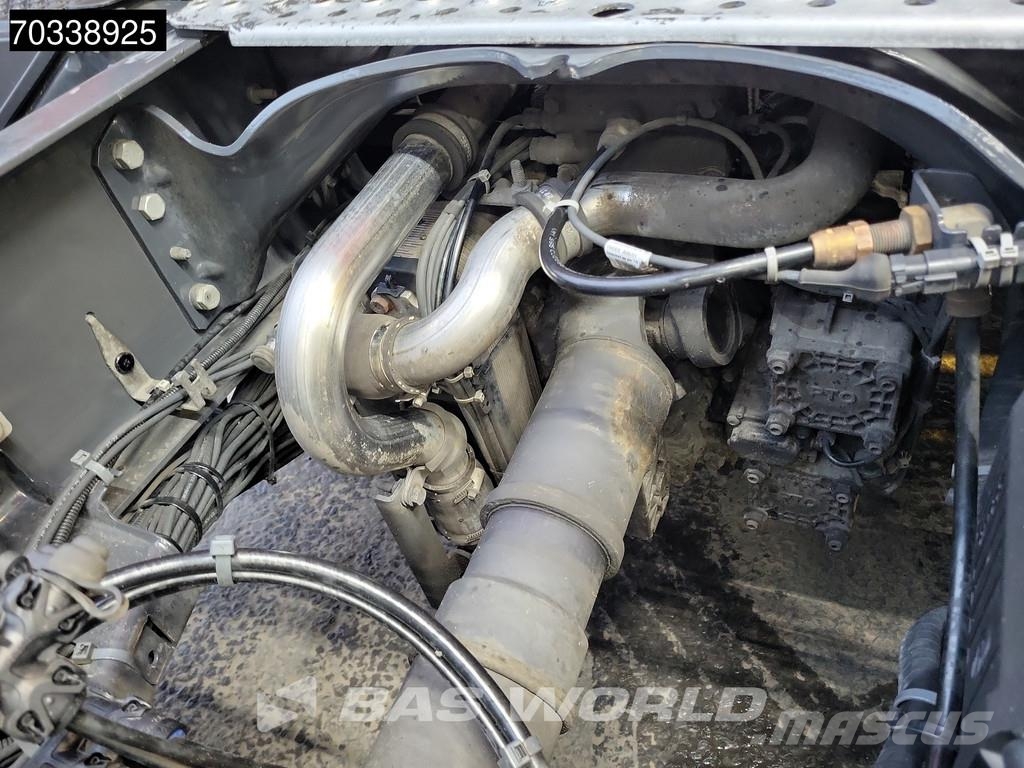 Scania R460 4X2 Retarder 2x Tanks ACC Navi Vilcēji