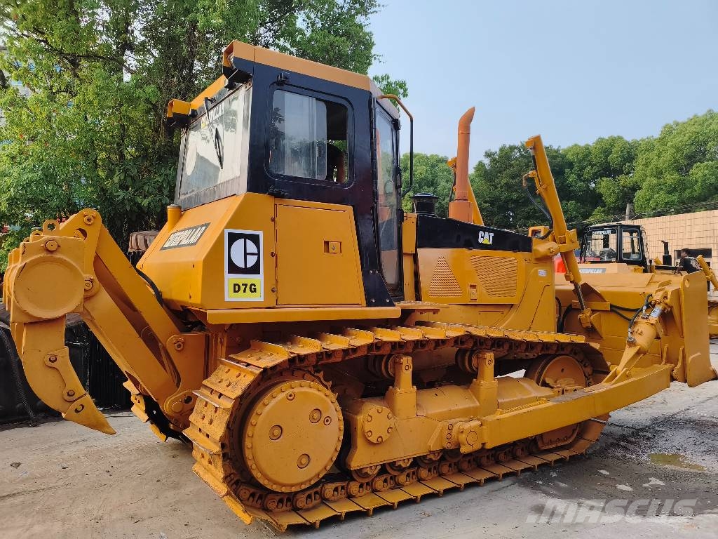 CAT D 7 G Kāpurķēžu buldozeri