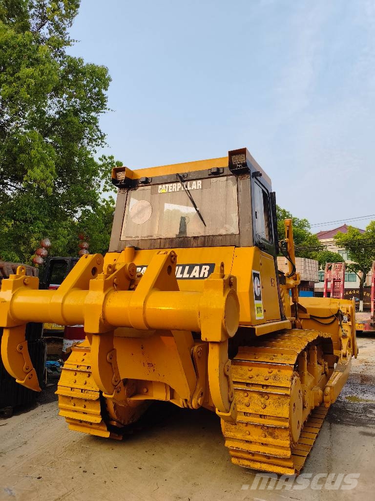 CAT D 7 G Kāpurķēžu buldozeri