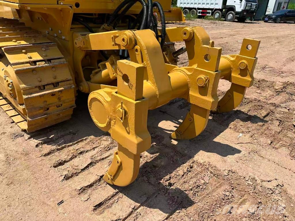 CAT D6G Kāpurķēžu buldozeri