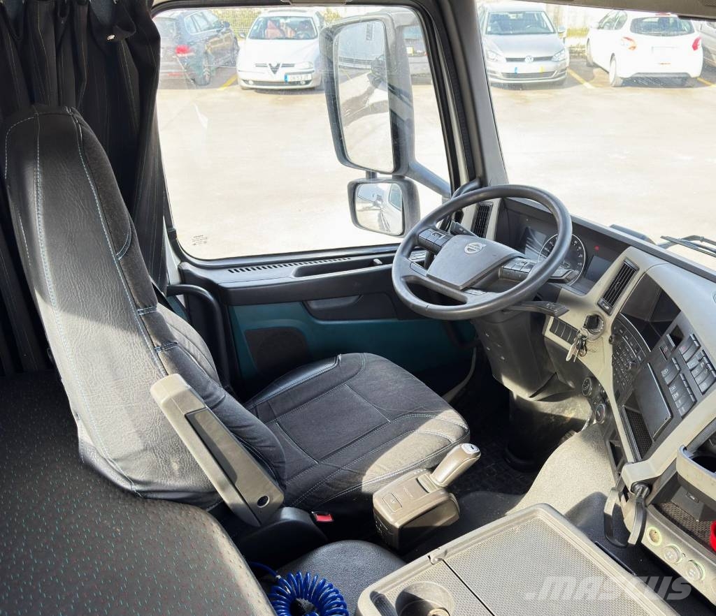 Volvo FM 370 새시 운전실 트럭