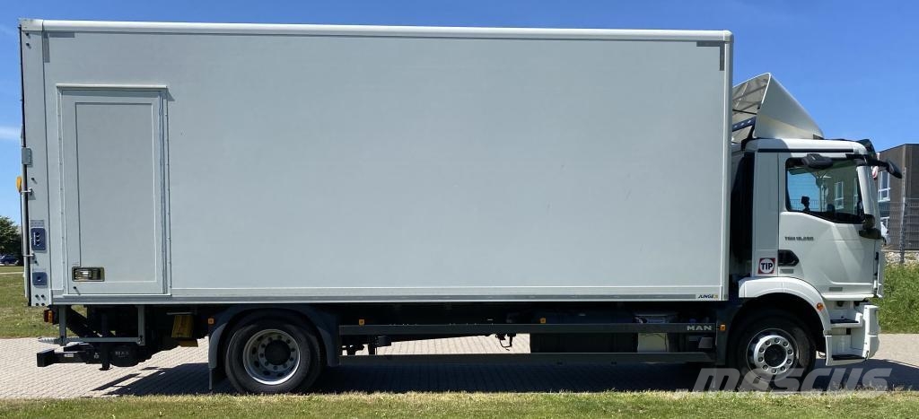 MAN Vehicle Rigid 4x4 box standard Box body trucks