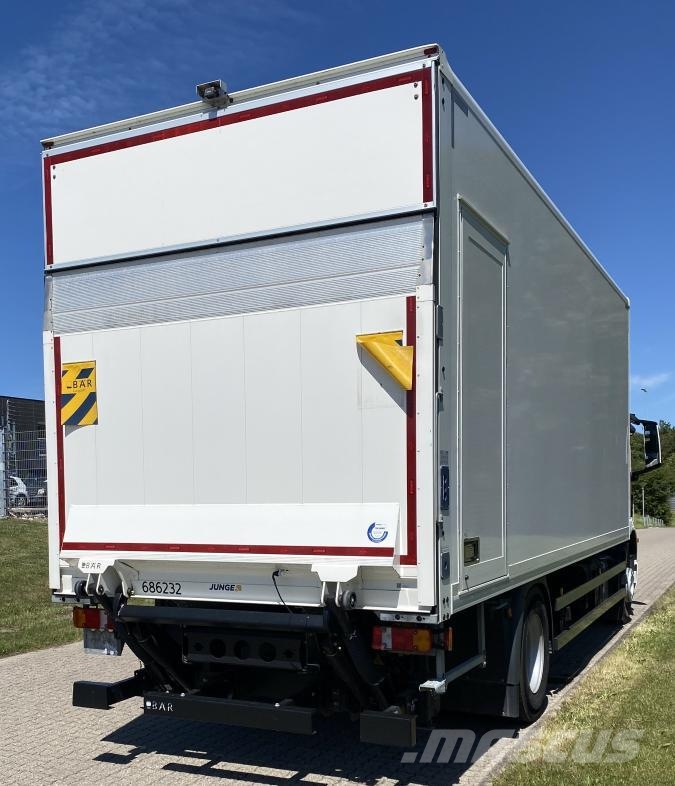 MAN Vehicle Rigid 4x4 box standard Box body trucks