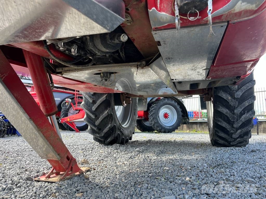 Horsch Leeb 5 LT Irroratrici trainate