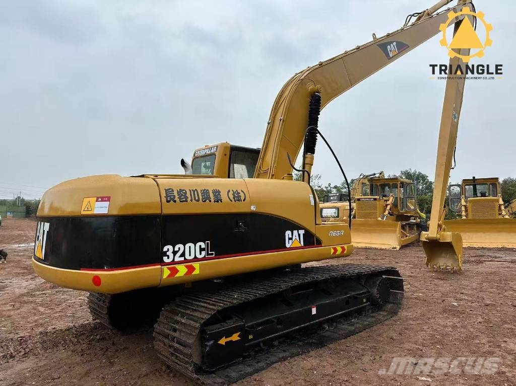 CAT 320 C L Гусеничні екскаватори