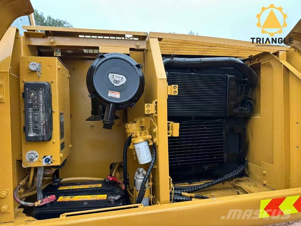 CAT 320 C L Гусеничні екскаватори