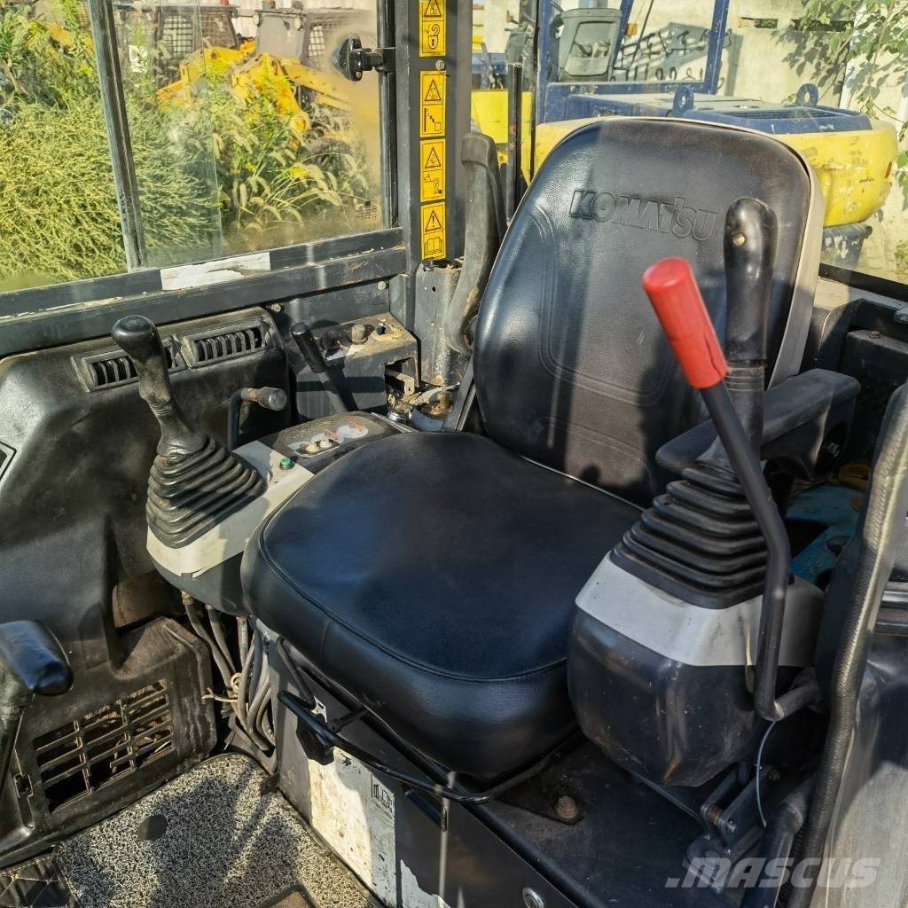 Komatsu PC 40 Mini excavators < 7t (Mini diggers)