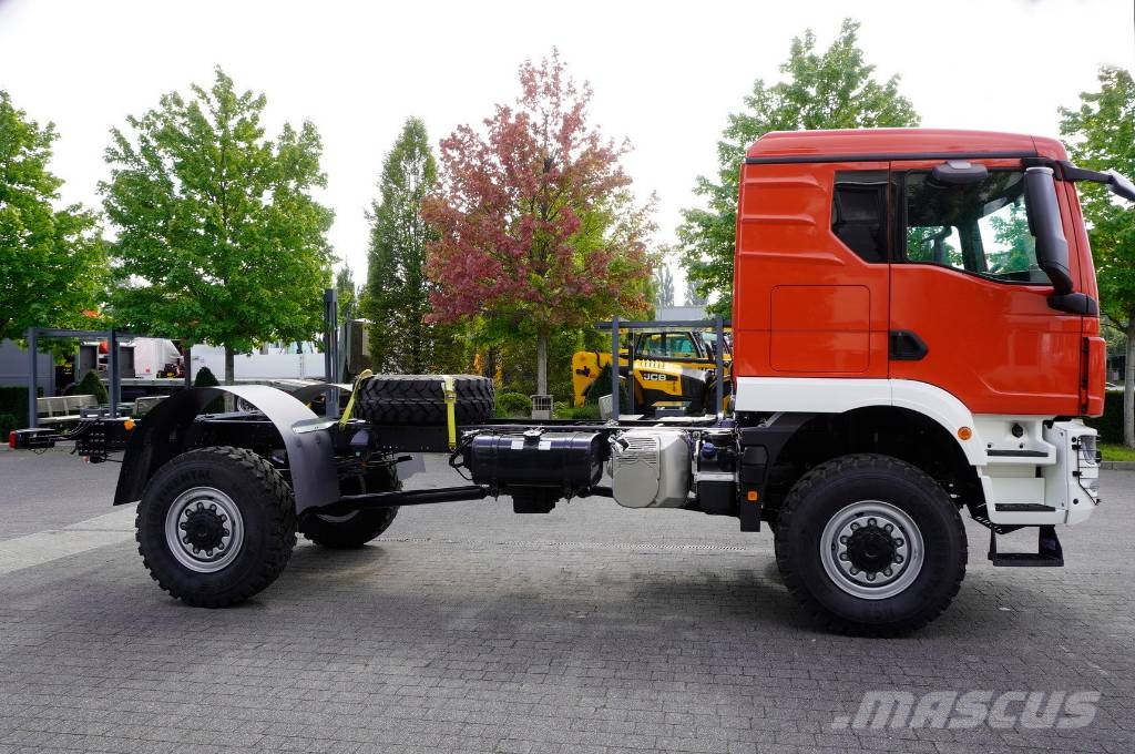 MAN TGM 18.250 4x4 / chassis 520 cm / no mileage Kamioni-šasije