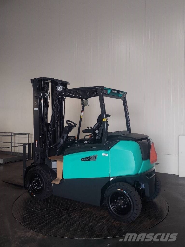 Mitsubishi FB50CN Heftruck NIEUW Elektriske trucker