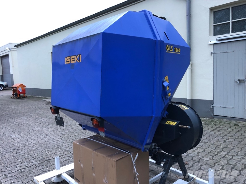 Iseki GLS 1260 H Laubsauger * Gras-Laubaufnahme Arbeitsfahrzeuge