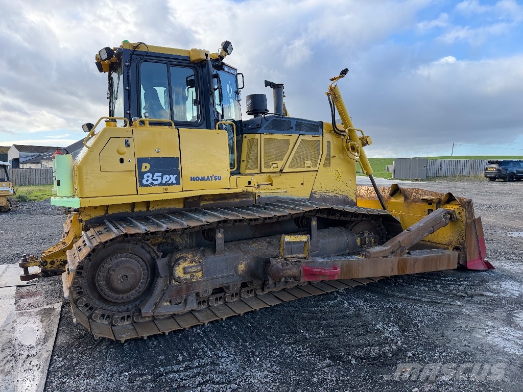 Komatsu D85 PX-18 EO Crawler dozers
