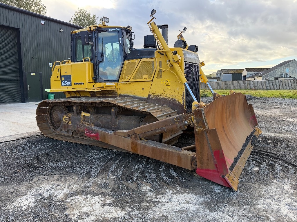 Komatsu D85 PX-18 EO Crawler dozers