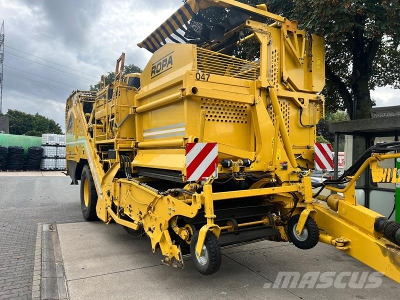 Ropa Keiler 2 Bollenoogstmachines