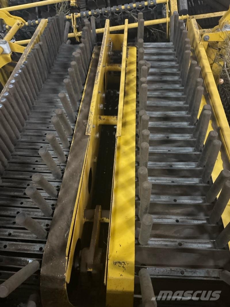 Ropa Keiler 2 Bollenoogstmachines