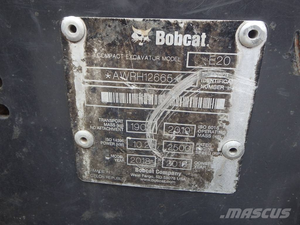 Bobcat E 20 pyörittäjällä Міні-екскаватори < 7т