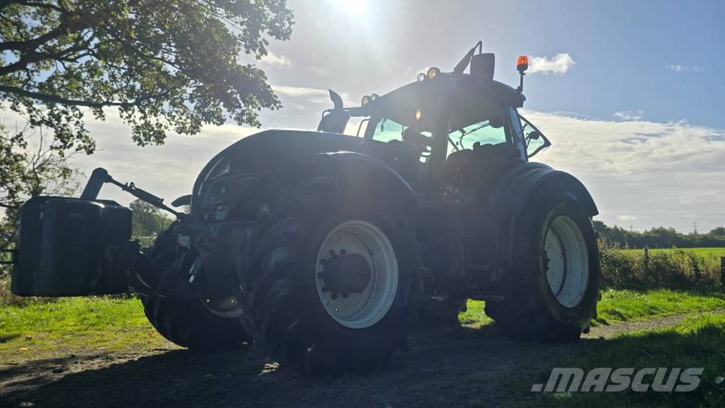 Valtra T 234 Tractors