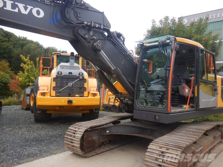 Volvo EC 220 E Roomikekskavaatorid