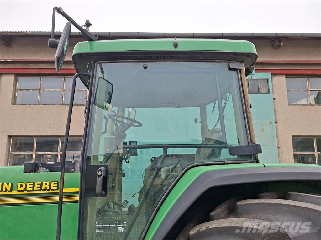 John Deere 8210 4X4 Construction - Others