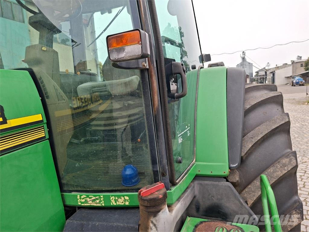 John Deere 8210 4X4 Construction - Others