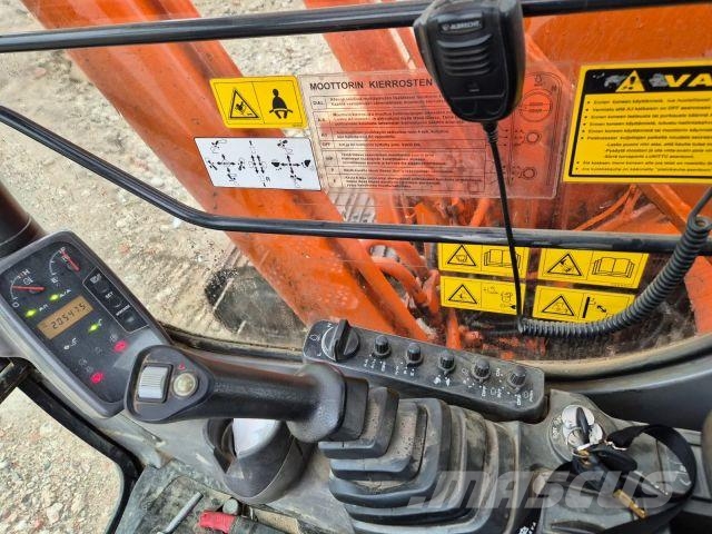 Hitachi ZX225 USRLC-3 Roomikekskavaatorid