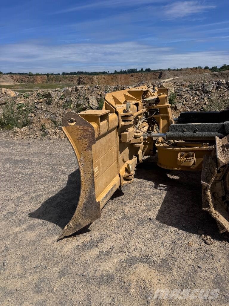 CAT D 5 LGP Kāpurķēžu buldozeri