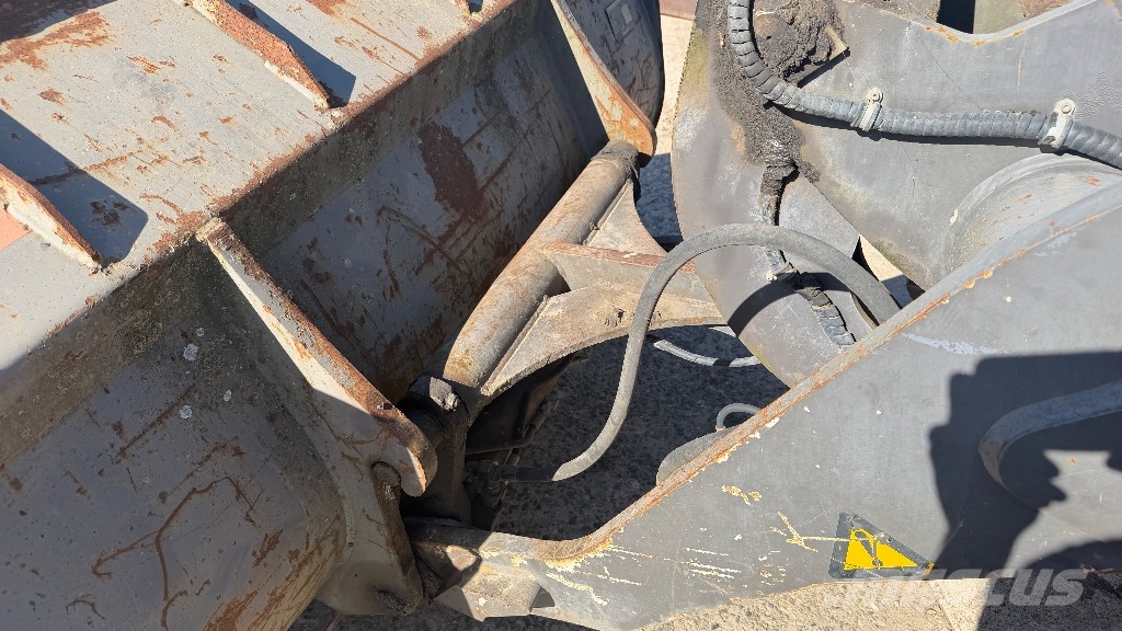 Volvo L 30 Radlader