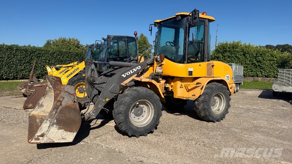 Volvo L 30 Radlader