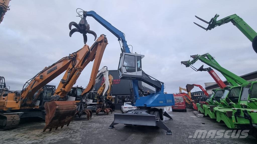 Fuchs MHL 320 工业挖掘机