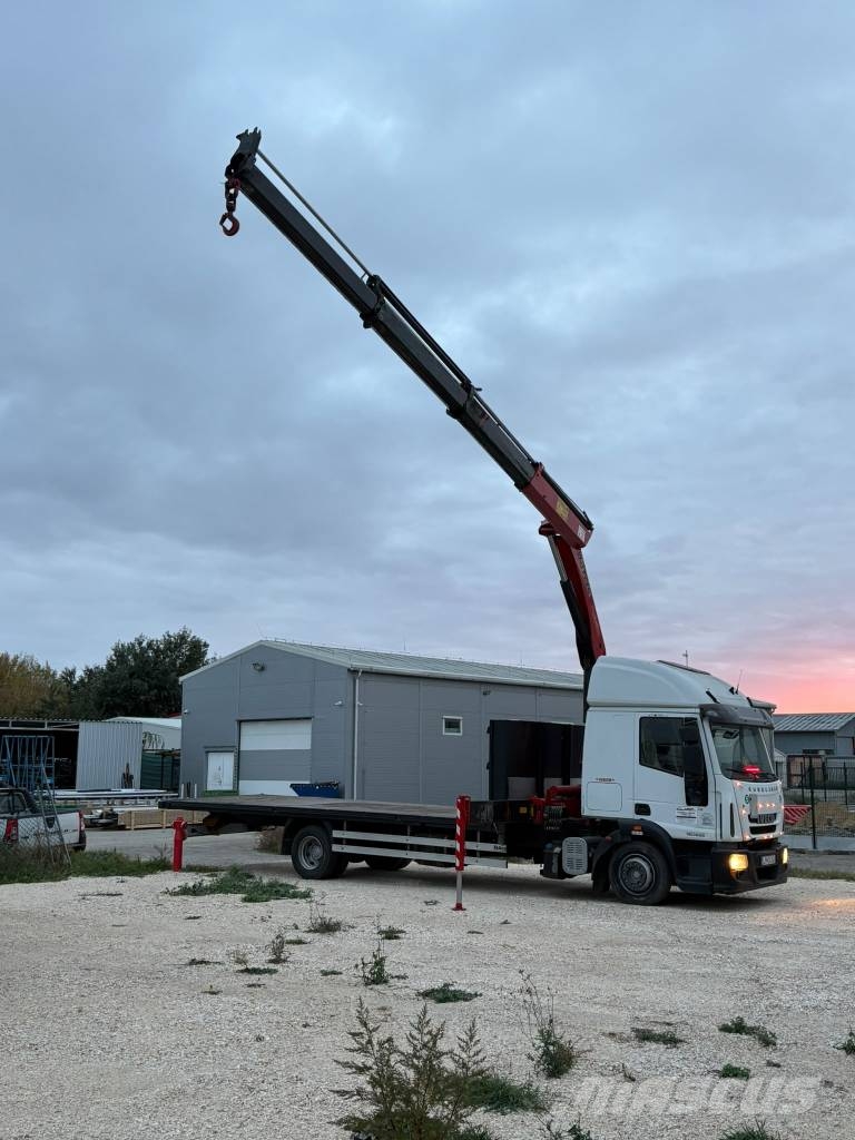 Iveco Eurocargo Palfinger crane Autonkuljetusautot