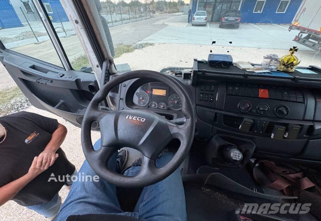 Iveco Eurocargo Palfinger crane Autonkuljetusautot