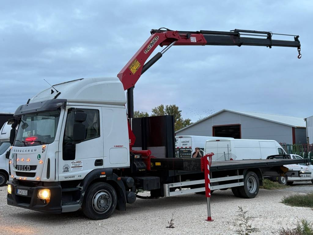 Iveco Eurocargo Palfinger crane Autonkuljetusautot