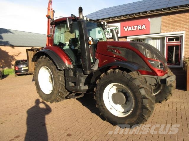Valtra T174 VERSU Tractoare