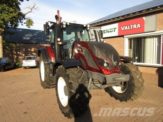 Valtra T174 VERSU Tractoare