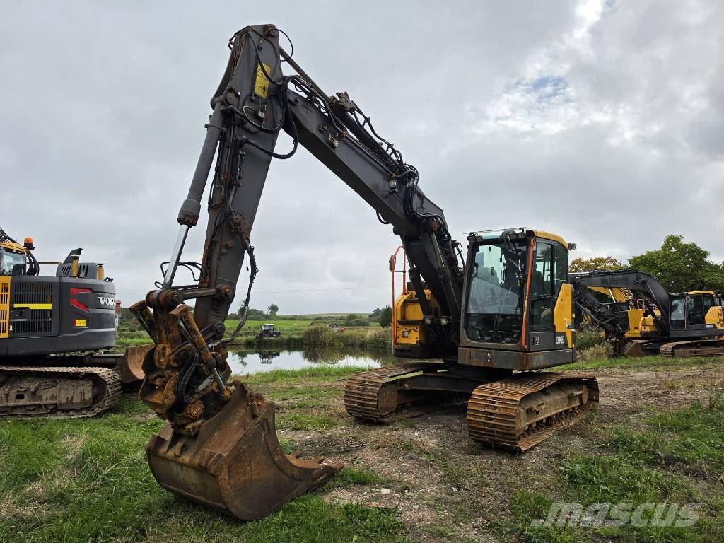 Volvo ECR 145 EL Гусеничные экскаваторы