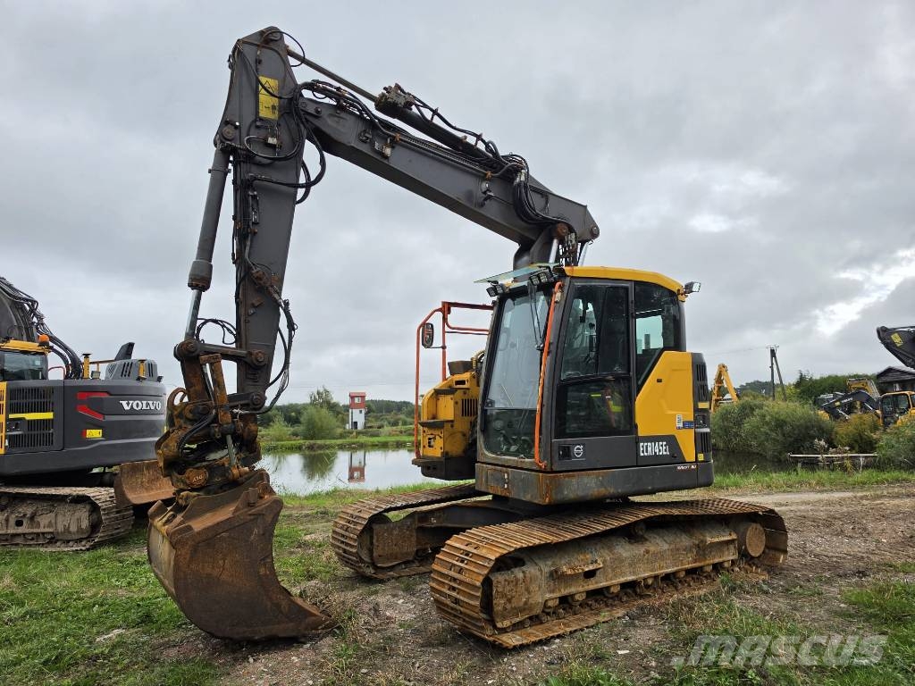 Volvo ECR 145 EL Гусеничные экскаваторы