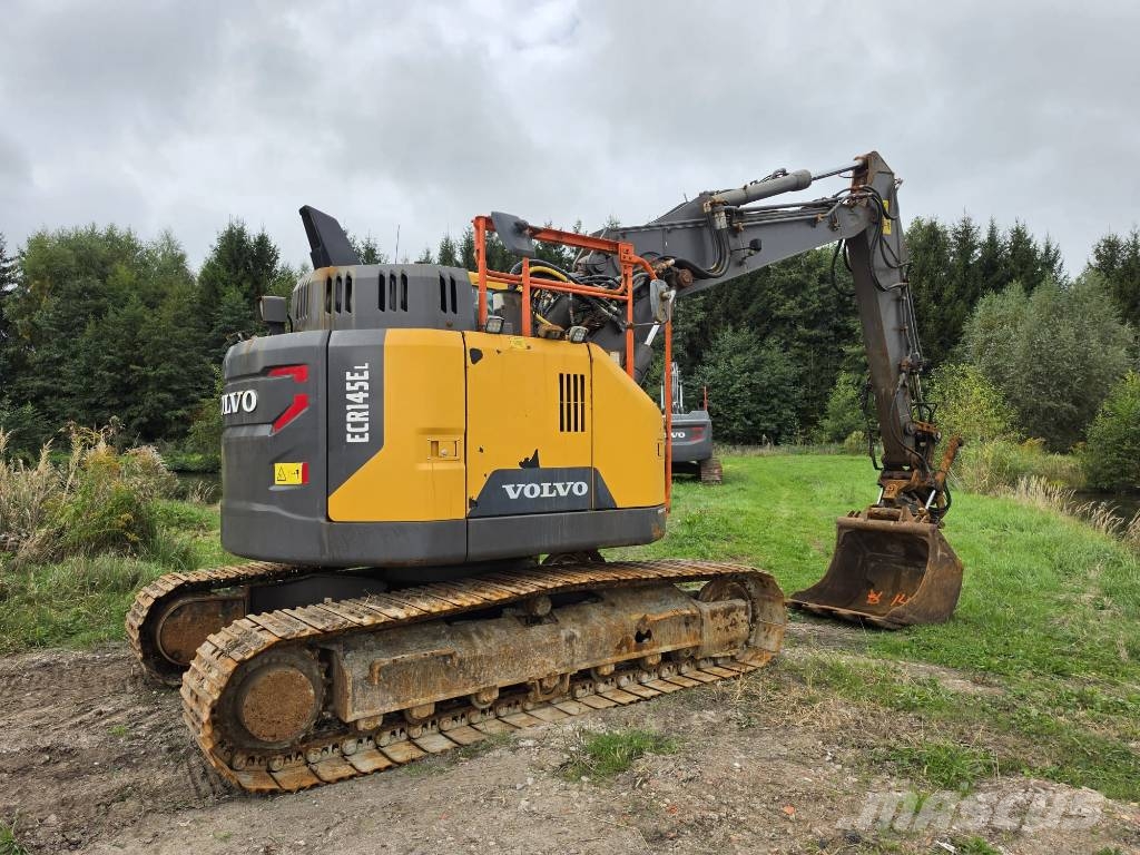 Volvo ECR 145 EL Гусеничные экскаваторы