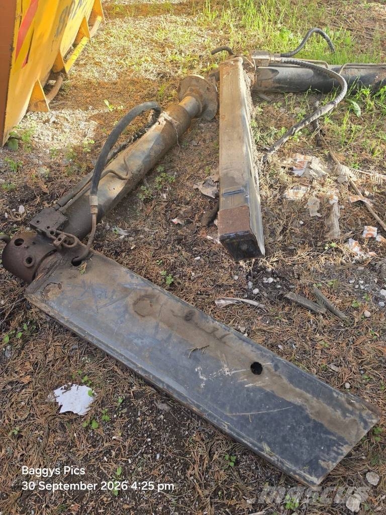 Epsilon Hookloader Grab Tipper Body with Epsilon crane Jätteenkäsittelijät