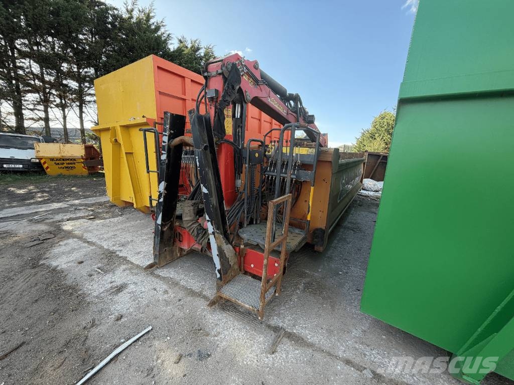 Epsilon Hookloader Grab Tipper Body with Epsilon crane 工业挖掘机