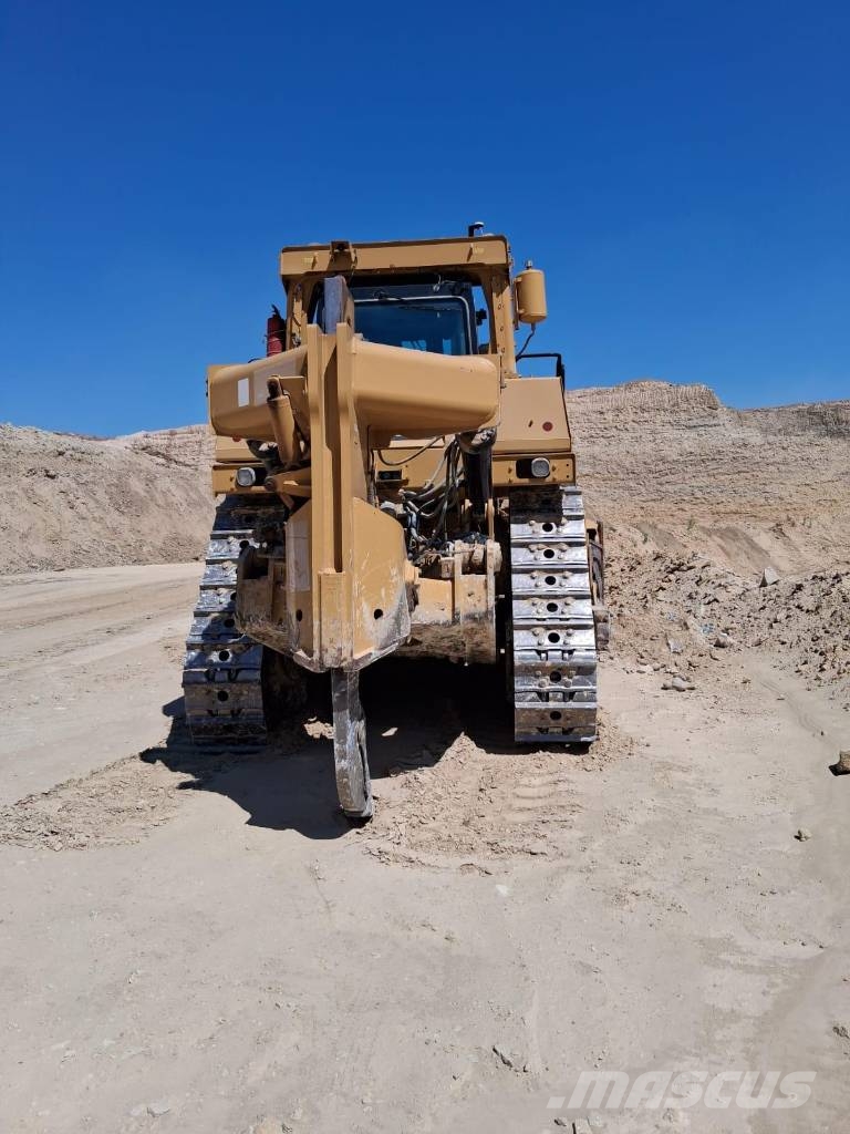 CAT D 10 T 2 (CE) Buldožeri guseničari