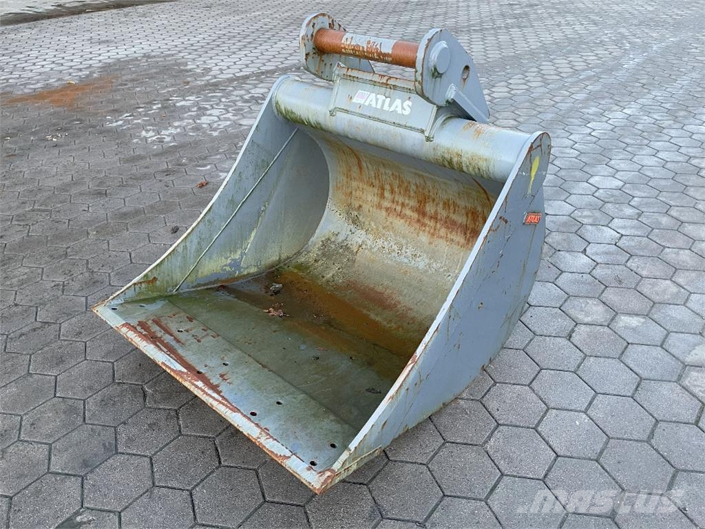 UNIVERSALLÖFFEL 1300 MM 1 Excavator