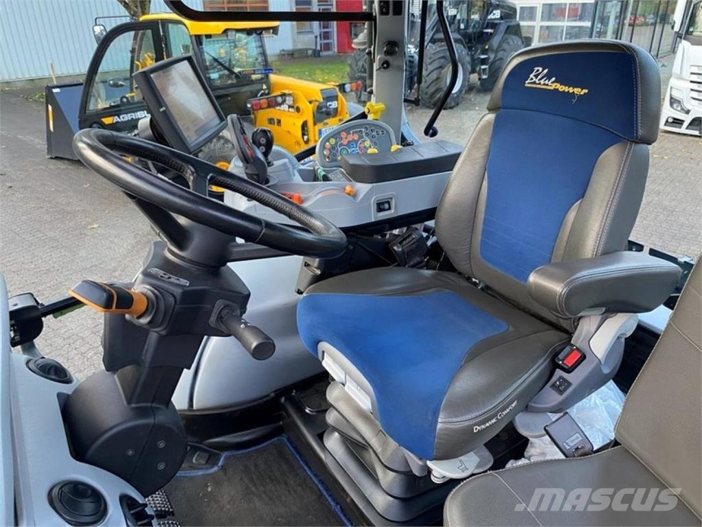 New Holland T7.225 AUTO COMMAND Tractoren
