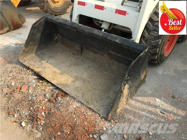 Bobcat S 130 Krautuvai su šoniniu pasukimu