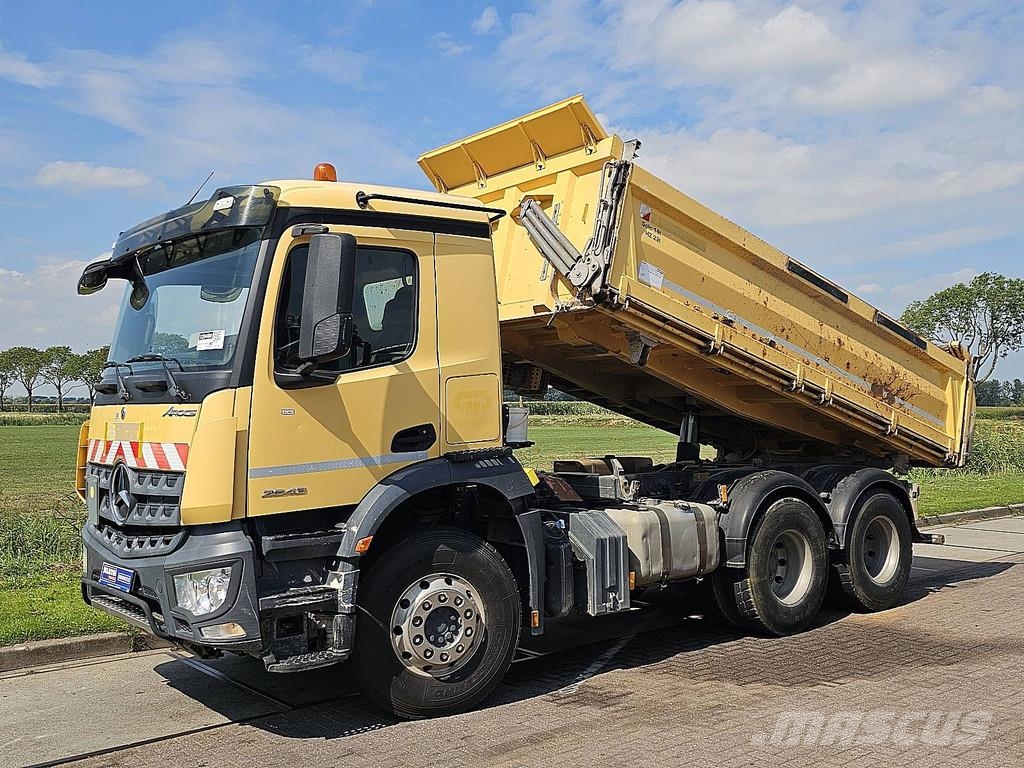 Mercedes-Benz ACTROS 2643 شاحنات قلابة