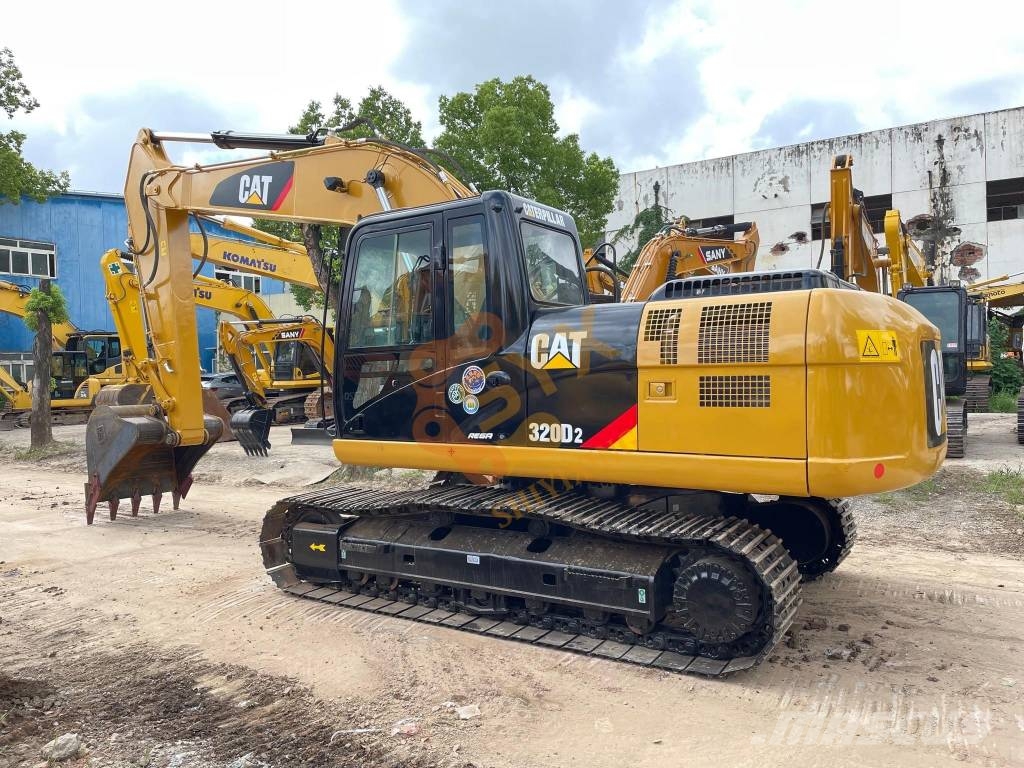 CAT 320 D Kāpurķēžu ekskavatori